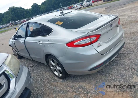 2016 Ford Fusion S из США, поврежденный, VIN 3FA6P0G79GR295866